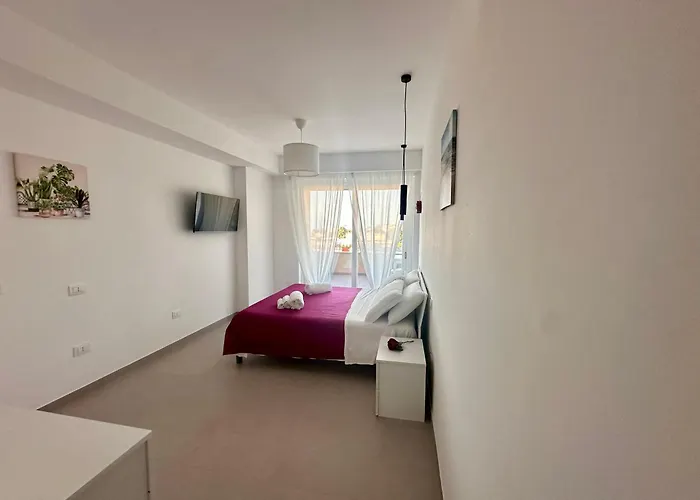 La Maison De Marcelle טרופאה